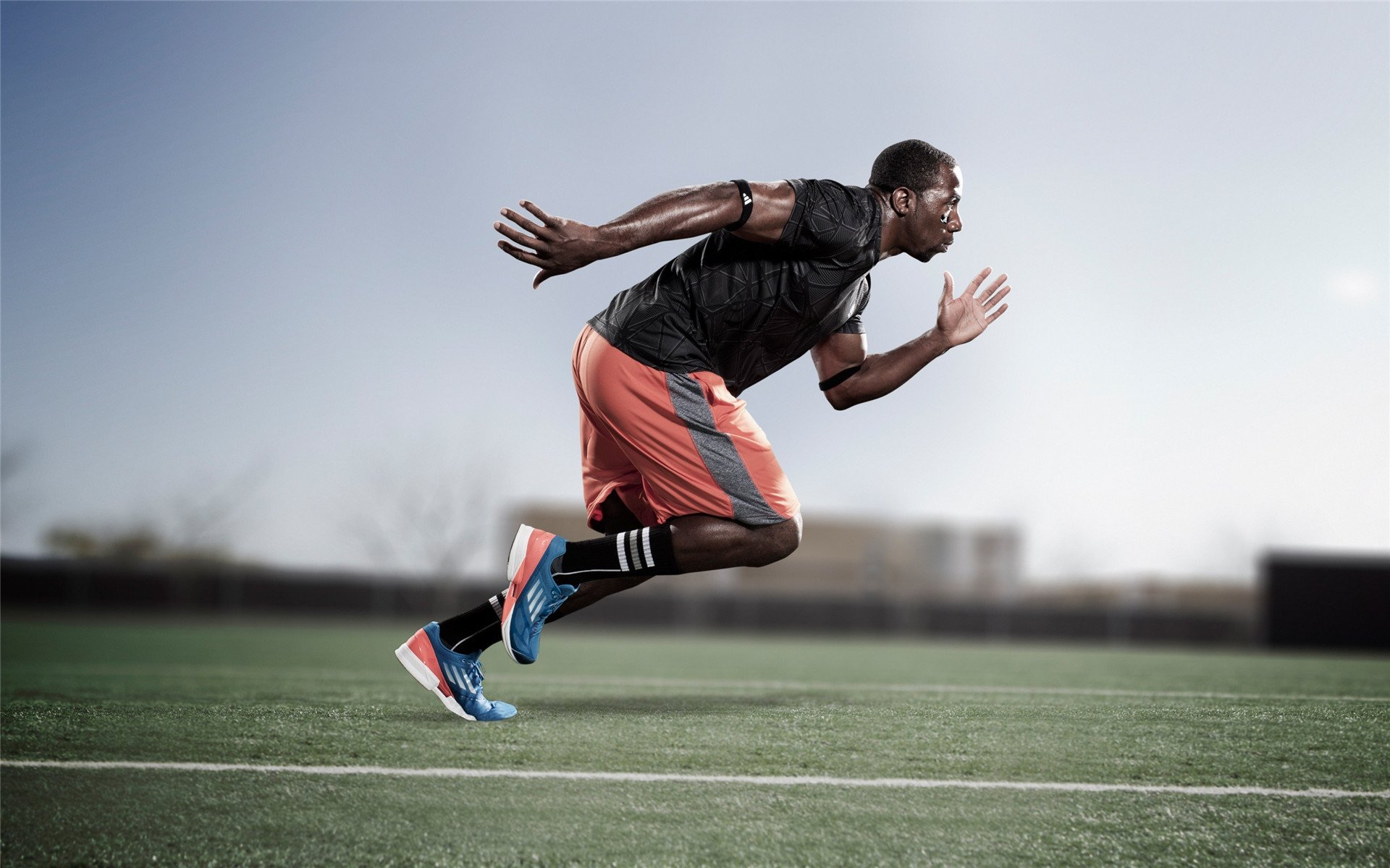 曼城争冠战，阿坎吉，从尼日利亚到伊蒂哈德的关键先生