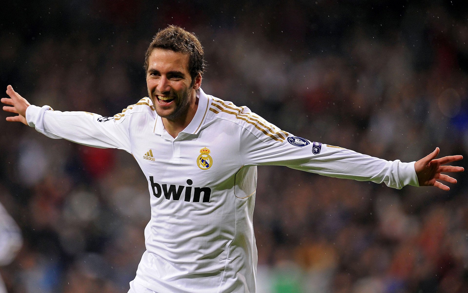 深圳绝境，切特单骑救主！一记三分改写CBA历史